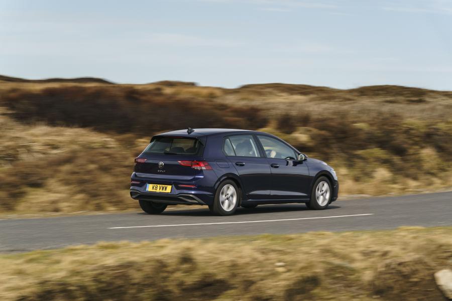  Volkswagen Golf Life 2020 года  (UK) (фото 18 из 40)